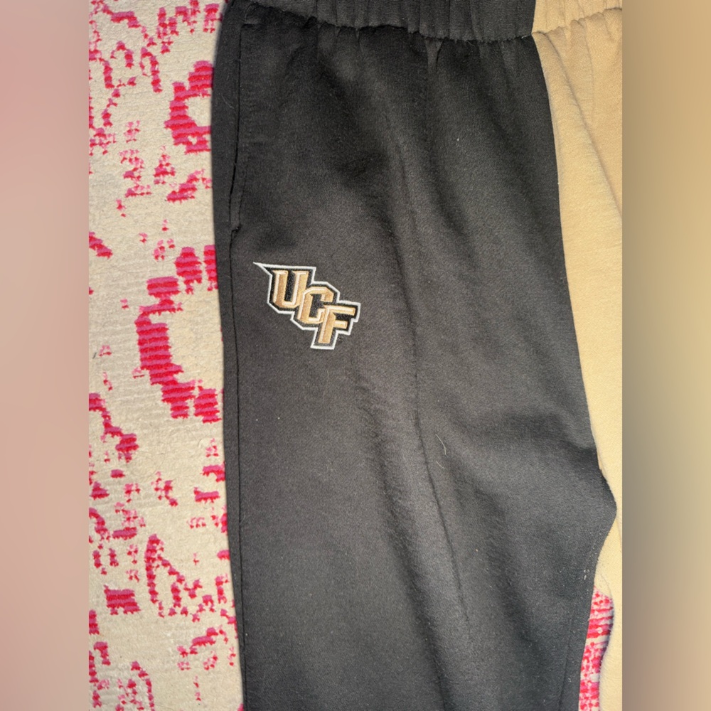 UCF Color-Block Sweats - Picture 2 of 4